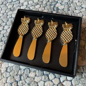 NWT Godinger Pineapple Grove Dessert Spreaders